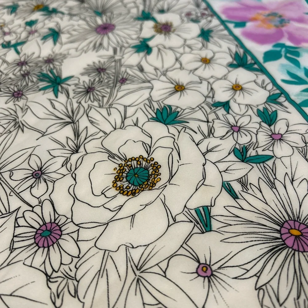 Vintage Floral 🌸 Scarf